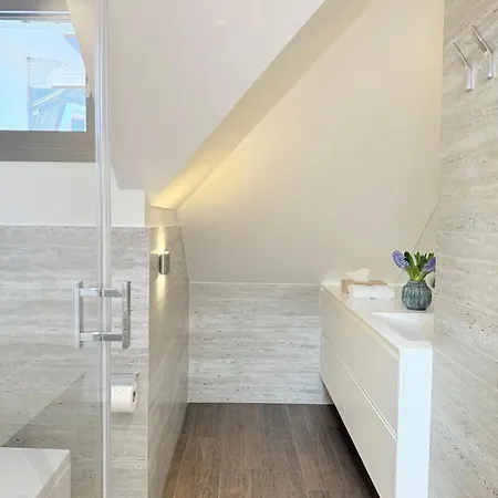 New Luxury View -