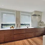 New Luxury View - * Lausana